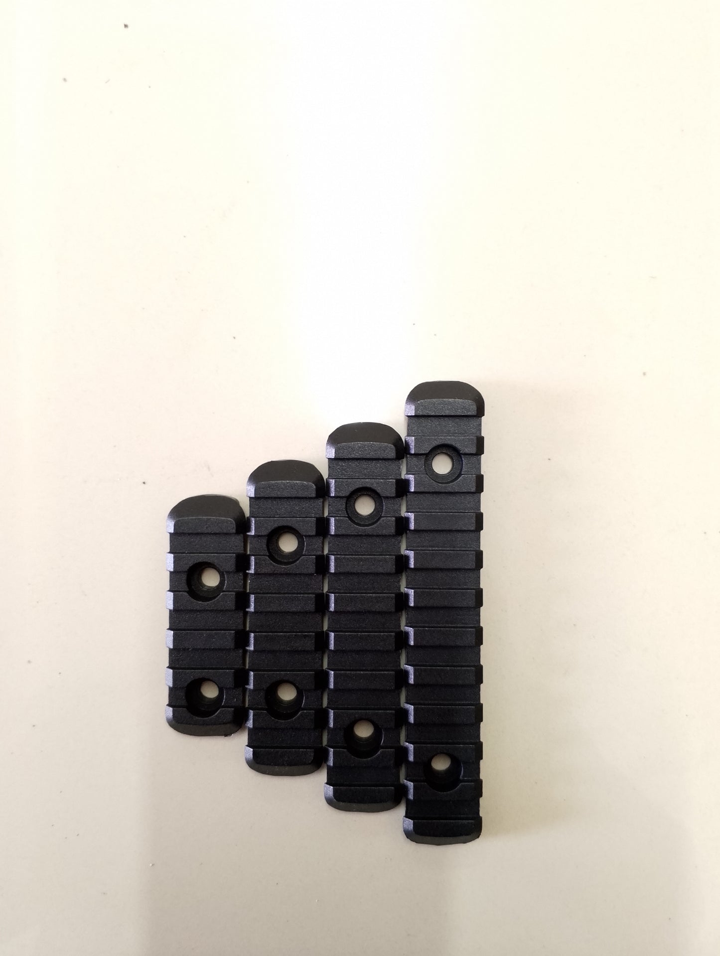 4PCS NYLON M-LOK PICATINNY RAIL SET