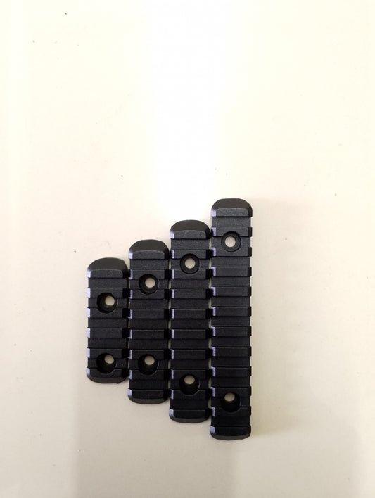 4PCS NYLON M-LOK PICATINNY RAIL SET