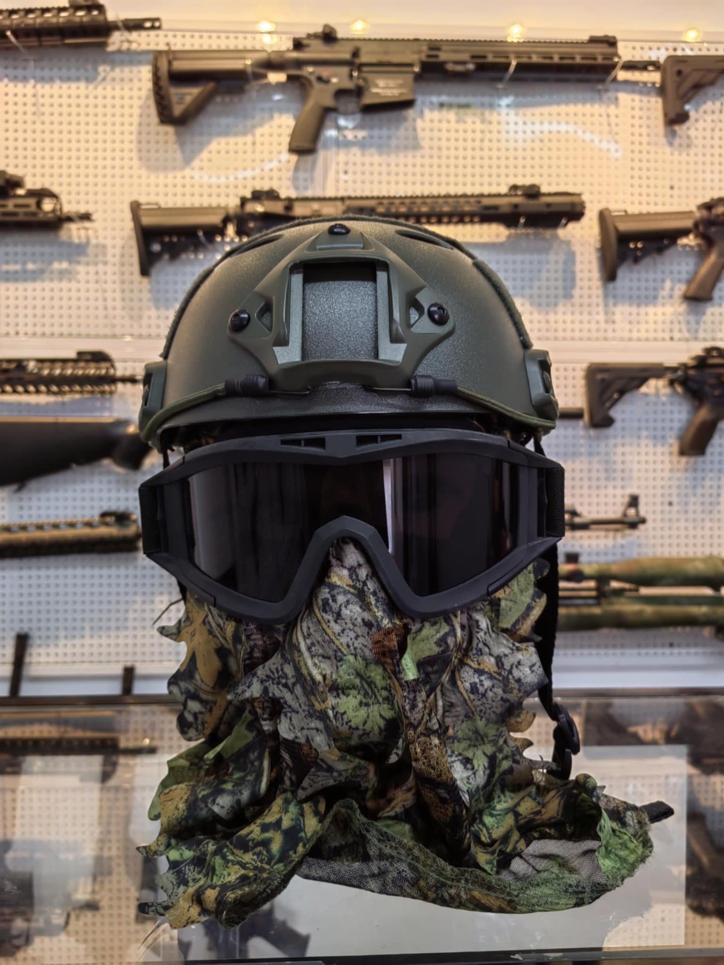 TACTICAL FAST HELMET GREEN